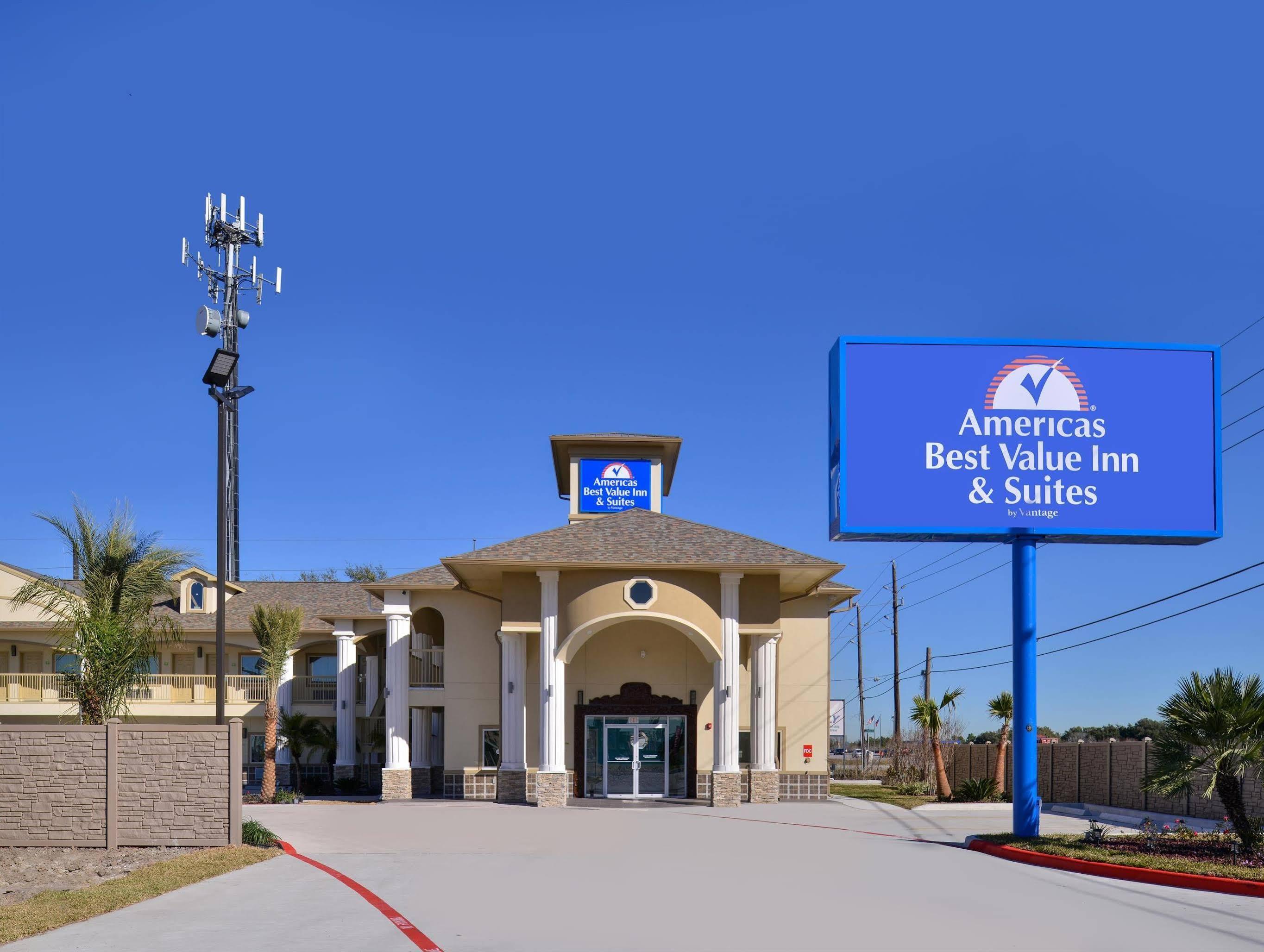 Americas Best Value Inn & Suites - Houston/Hwy 6 & Westpark Mission Bend Esterno foto